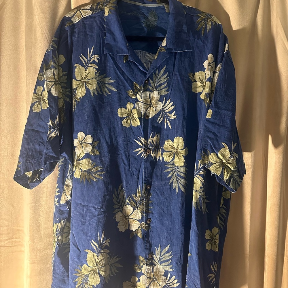 Tommy Bahama Blue and Green Floral Men's Shirt XXL